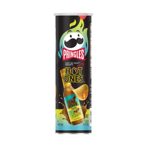 Pringles Potato Crisps Hot Ones-Verde 5.5oz